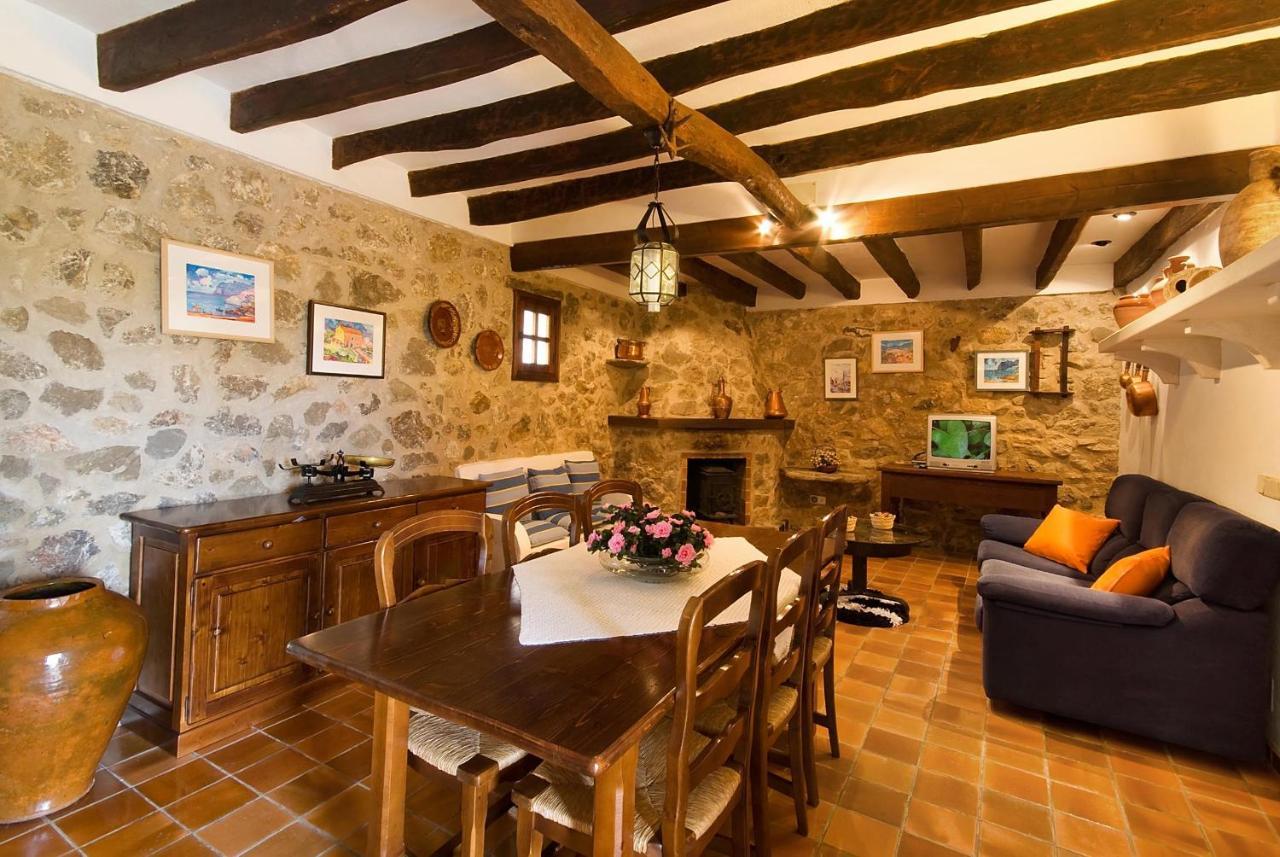 Villa Piedra Port de Pollença Eksteriør billede